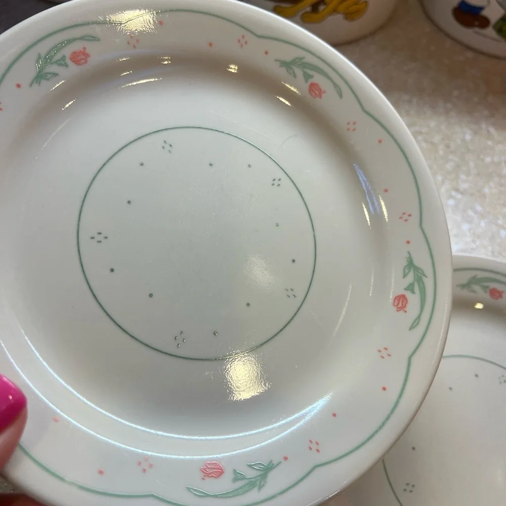 Set of 6 CORELLE CALICO ROSE 7.25 Salad or Bread small plates